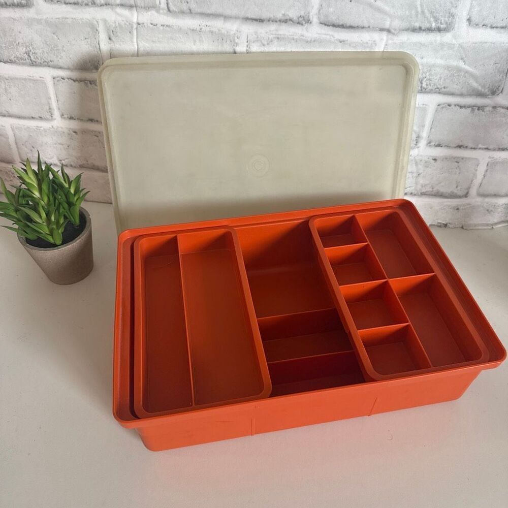 Vintage Tuppercraft 1970s/1980s Tupperware Stow-N-Go Hobby Box